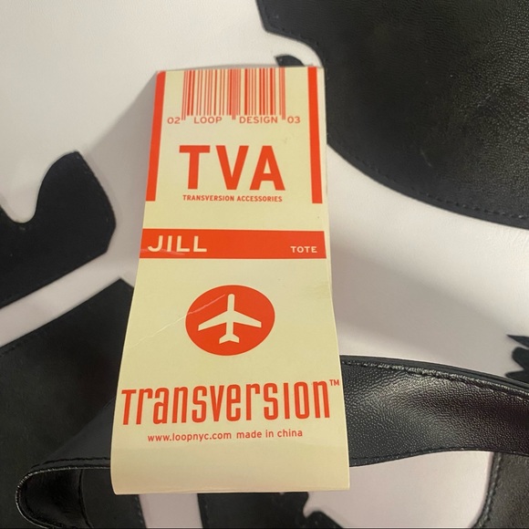 NWT Transversion Tote, Black Vinyl, Expandable Drawstring Top - Picture 4 of 10